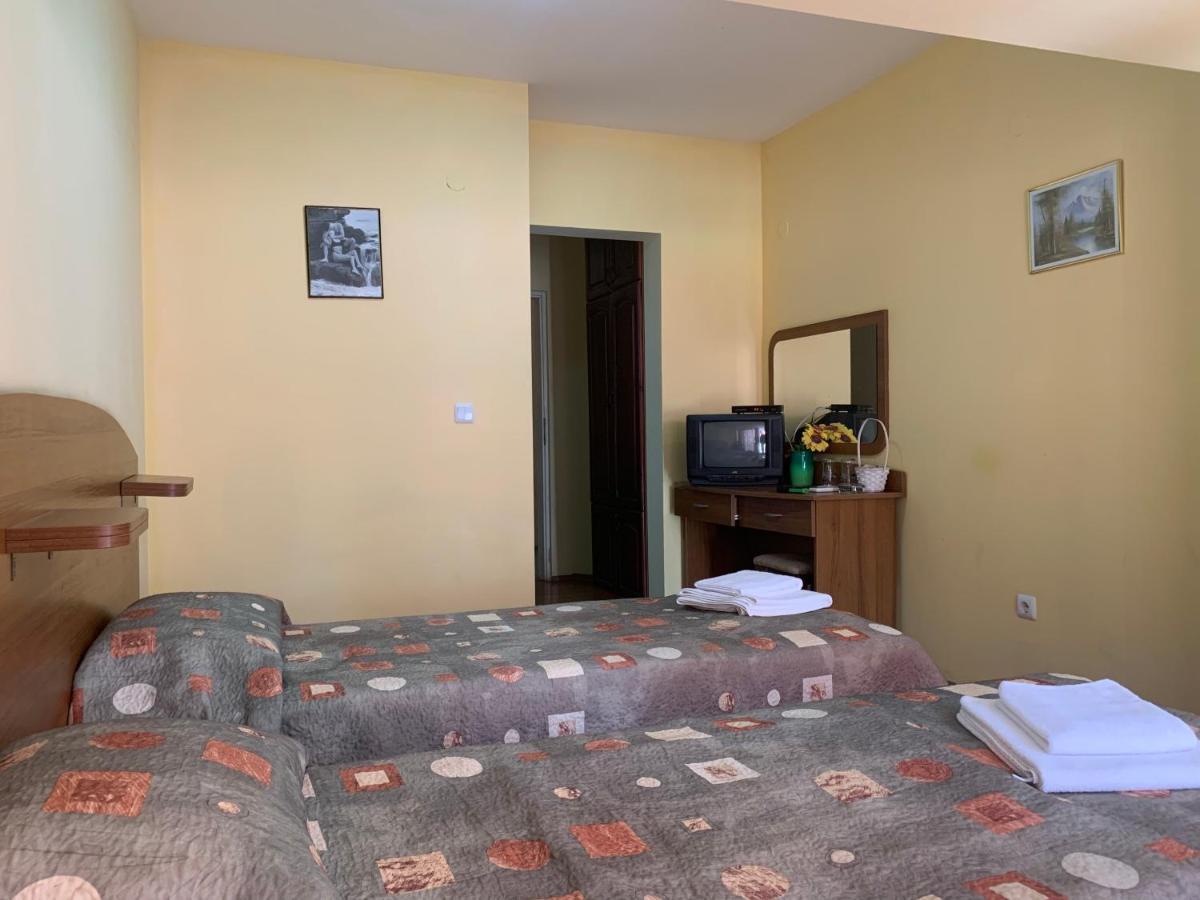 בלצ'יק Sea Square Hotel מראה חיצוני תמונה
