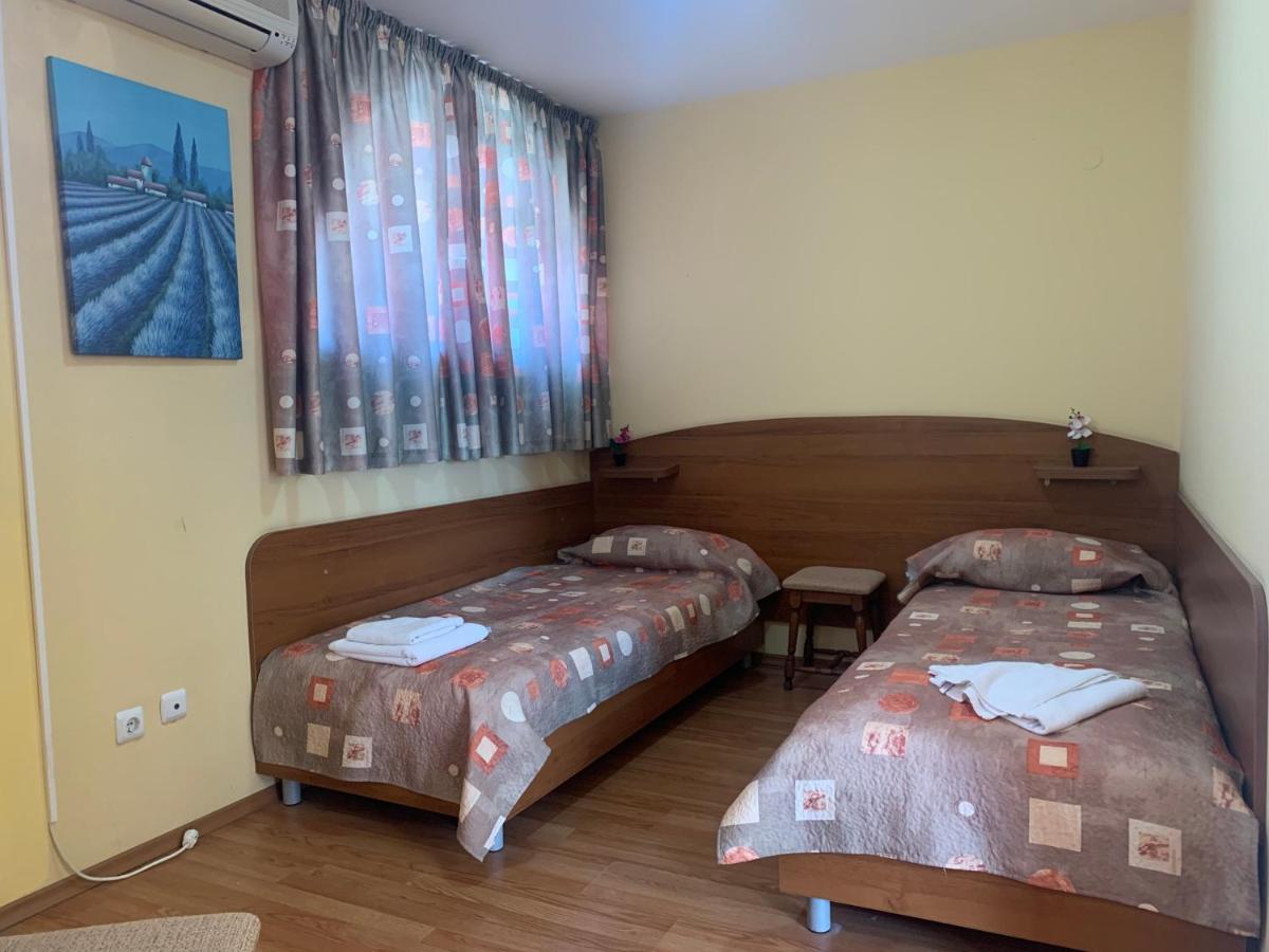 בלצ'יק Sea Square Hotel מראה חיצוני תמונה