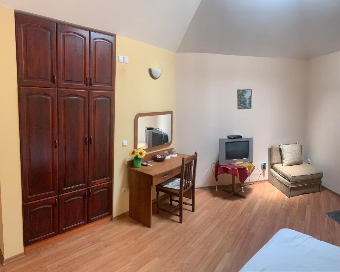 בלצ'יק Sea Square Hotel מראה חיצוני תמונה