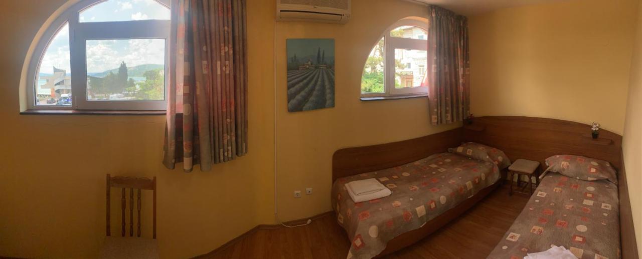 בלצ'יק Sea Square Hotel מראה חיצוני תמונה